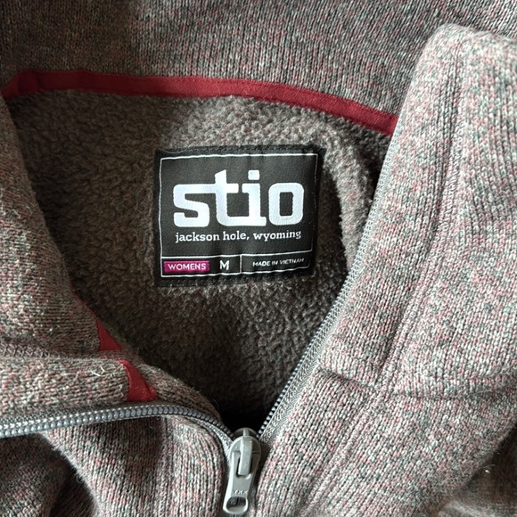 Stio Dark Gray Quarter-Zip Sweatshirt - Picture 7 of 8